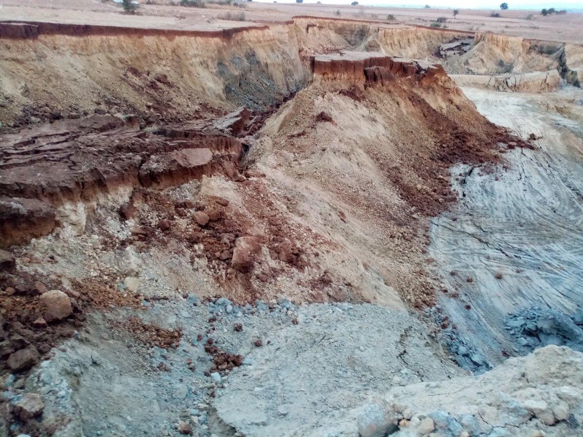 Tekirdağ’da dev çukur oluştu