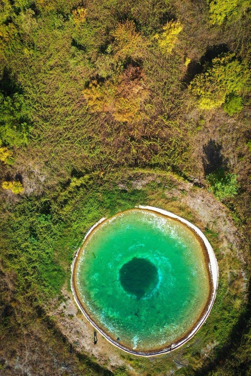 Amanos Dağları'nın nazar boncuğu görünümlü yangın göleti