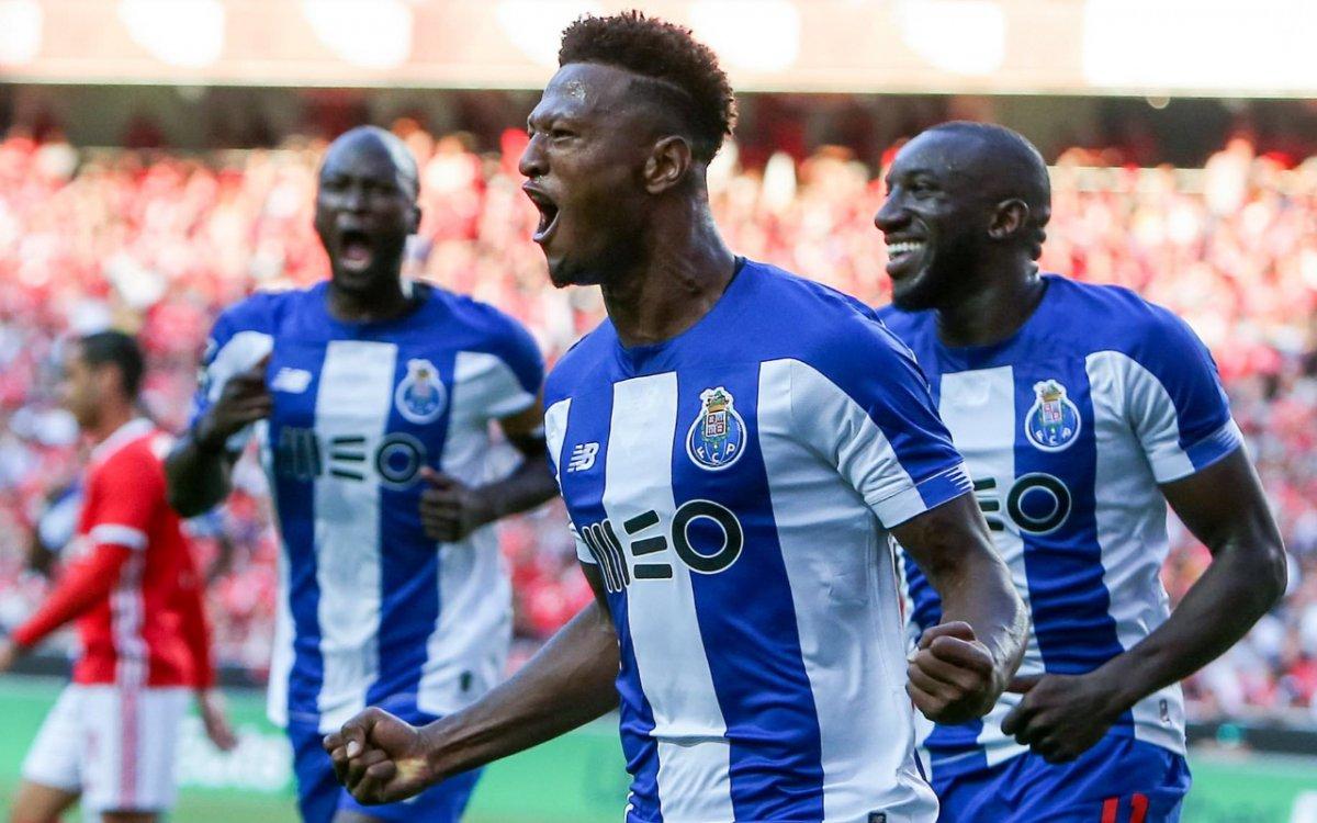 Fenerbahçe, Papiss Cisse'nin menajerini İstanbul'a çağırdı