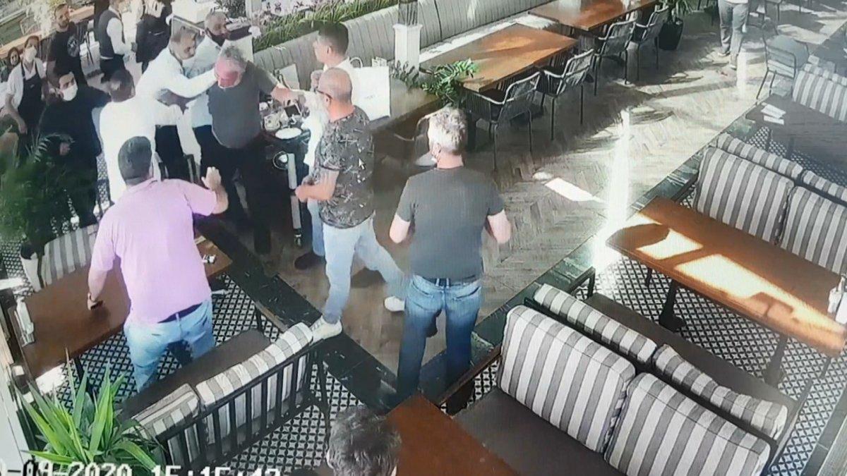 Beylikdüzü'nde iş adamlarının kavgası kamerada