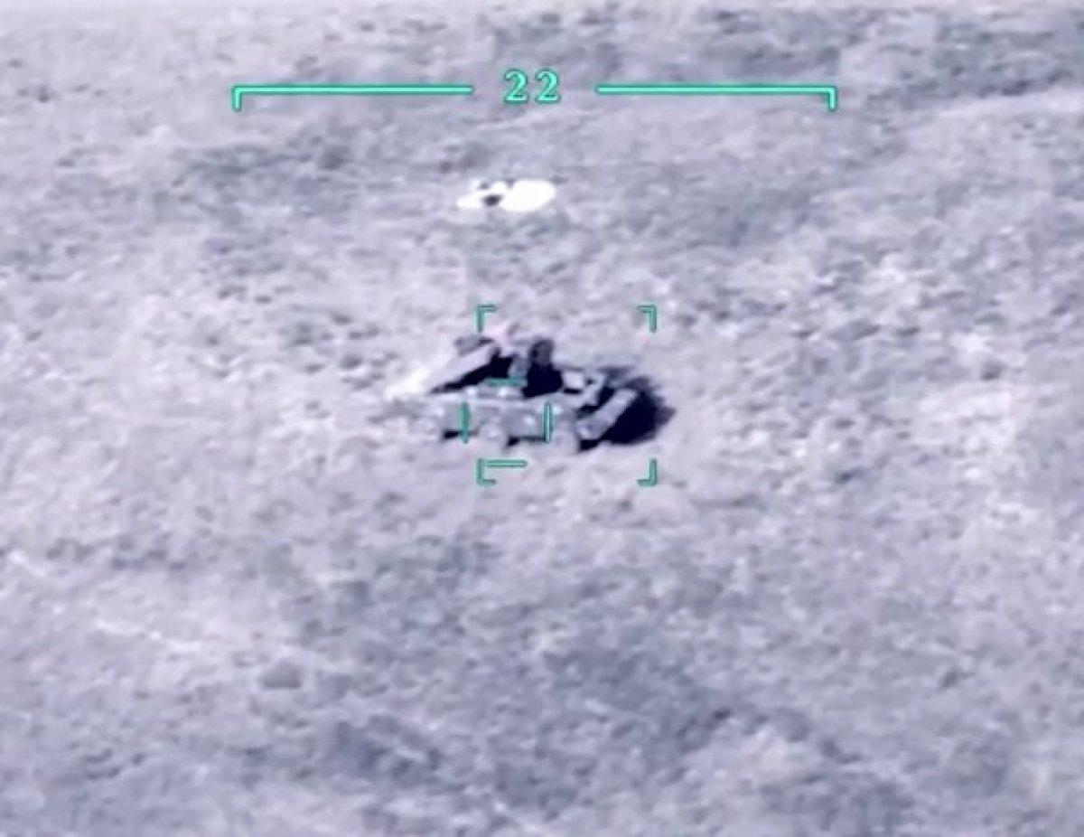 Azerbaycan, Ermenistan'a ait 200 tank ve zırhlı aracını imha etti