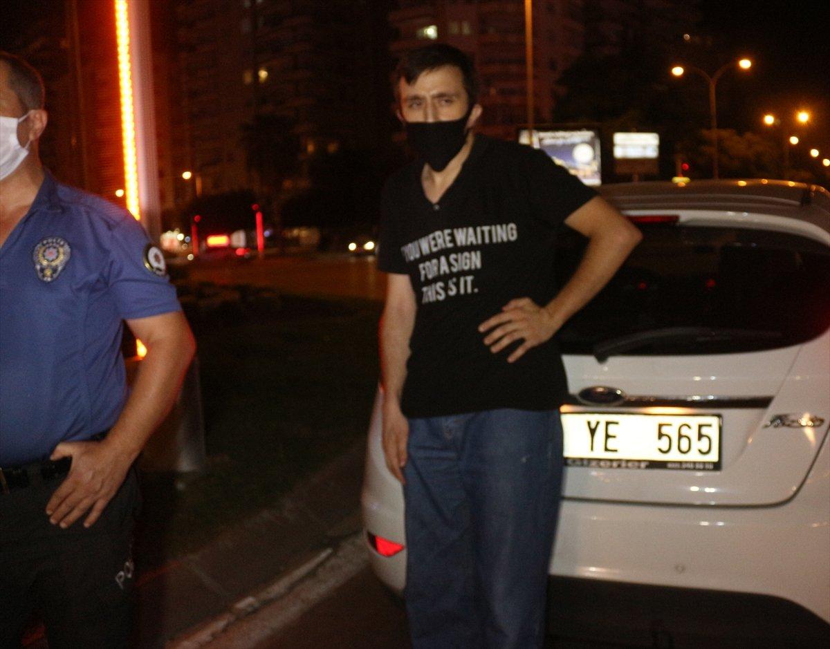 Adana'da köpeğe çarpan engelli sürücüyü dövdüler