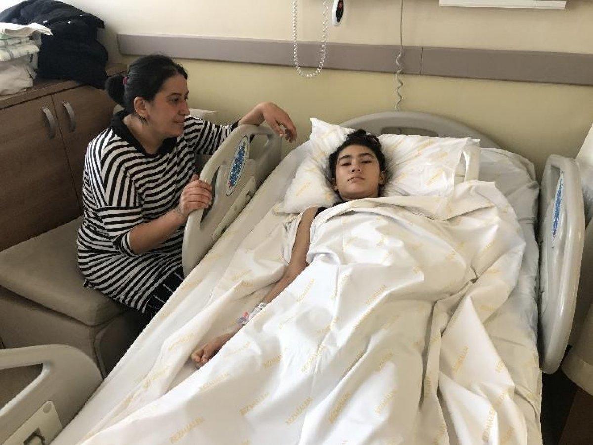 İstanbul'da 12 yaşındaki kızın pencereden atladığı anlara ait görüntüler ortaya çıktı