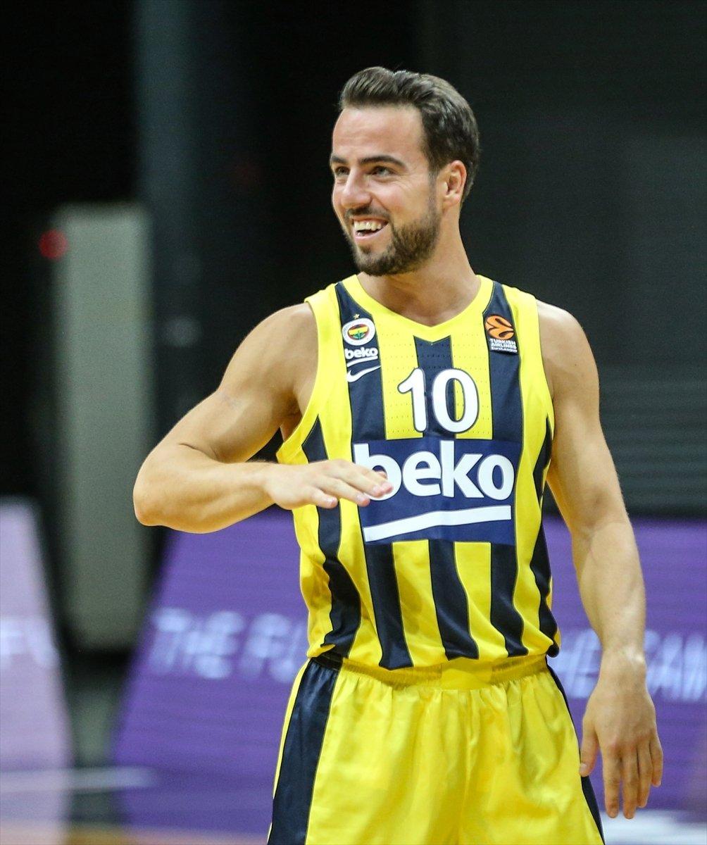 Fenerbahçe, THY Avrupa Ligi'ne galibiyetle başladı