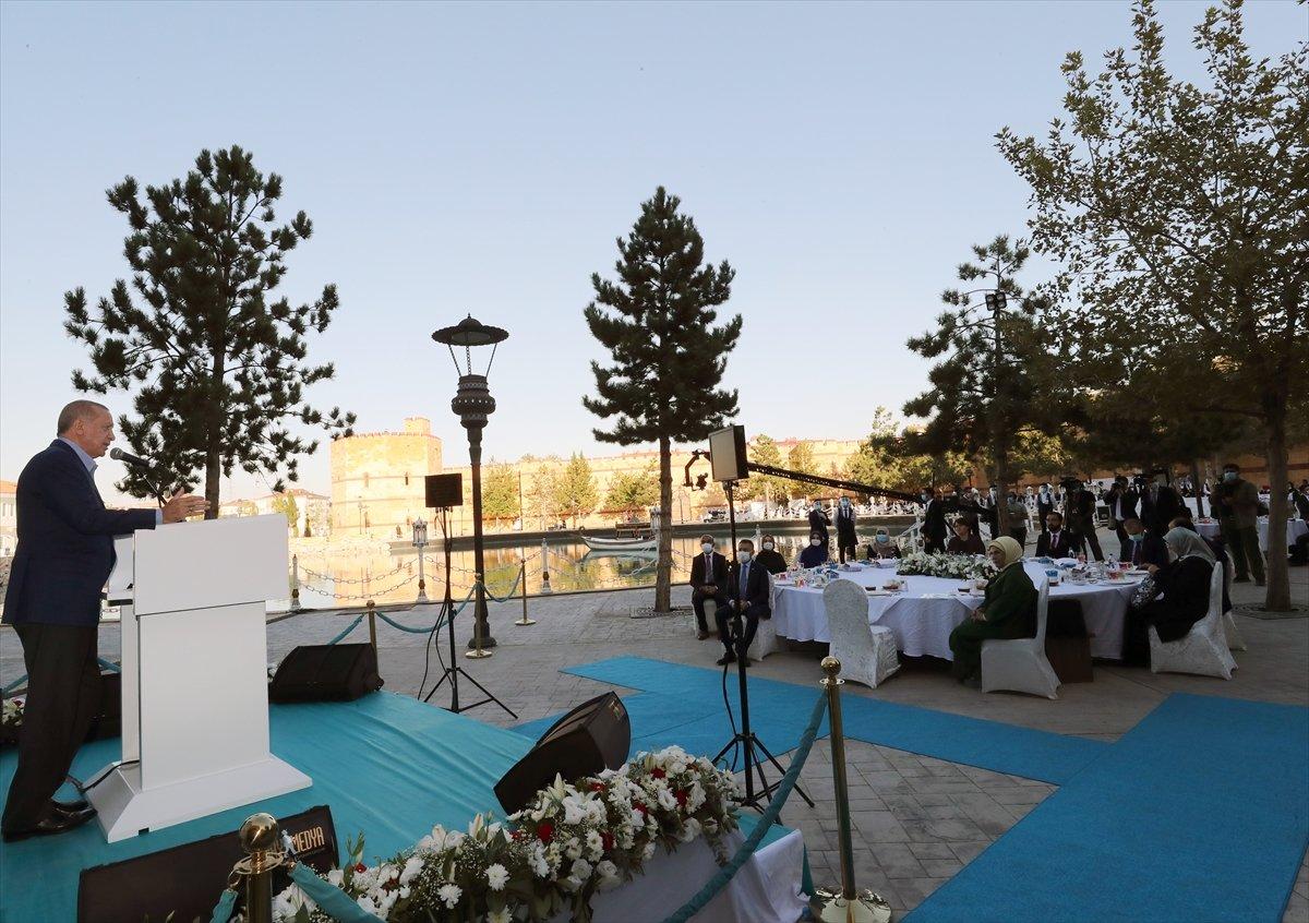 Cumhurbaşkanı Erdoğan: Yargımız 6-8 Ekim olaylarının hesabını soruyor