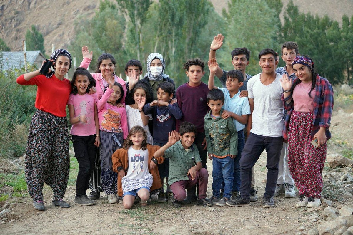 Hakkari'de öğrencilerin 2500 rakımlı tepede öğrenim zorluğu
