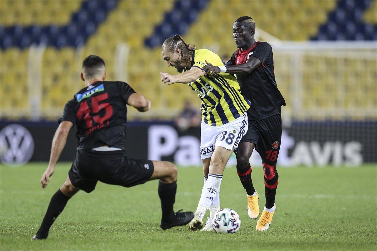 10 kişi kalan Fenerbahçe, Karagümrük'ü yendi