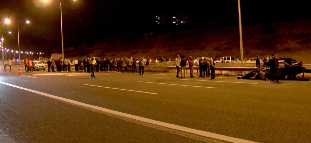 Ankara'da düğün konvoyunda sürücü kaza yaptı: 1 ölü