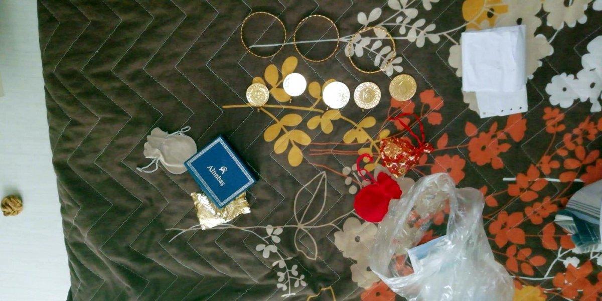 Denizli'de FETÖ şüphelileri hücre evdeki gizli bölmede yakalandı