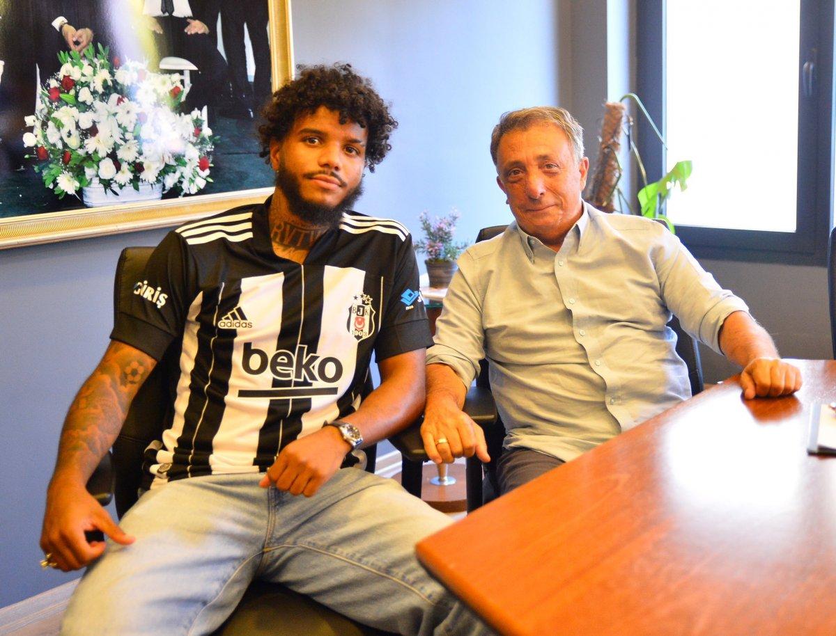 Valentin Rosier: İnşallah şampiyon oluruz