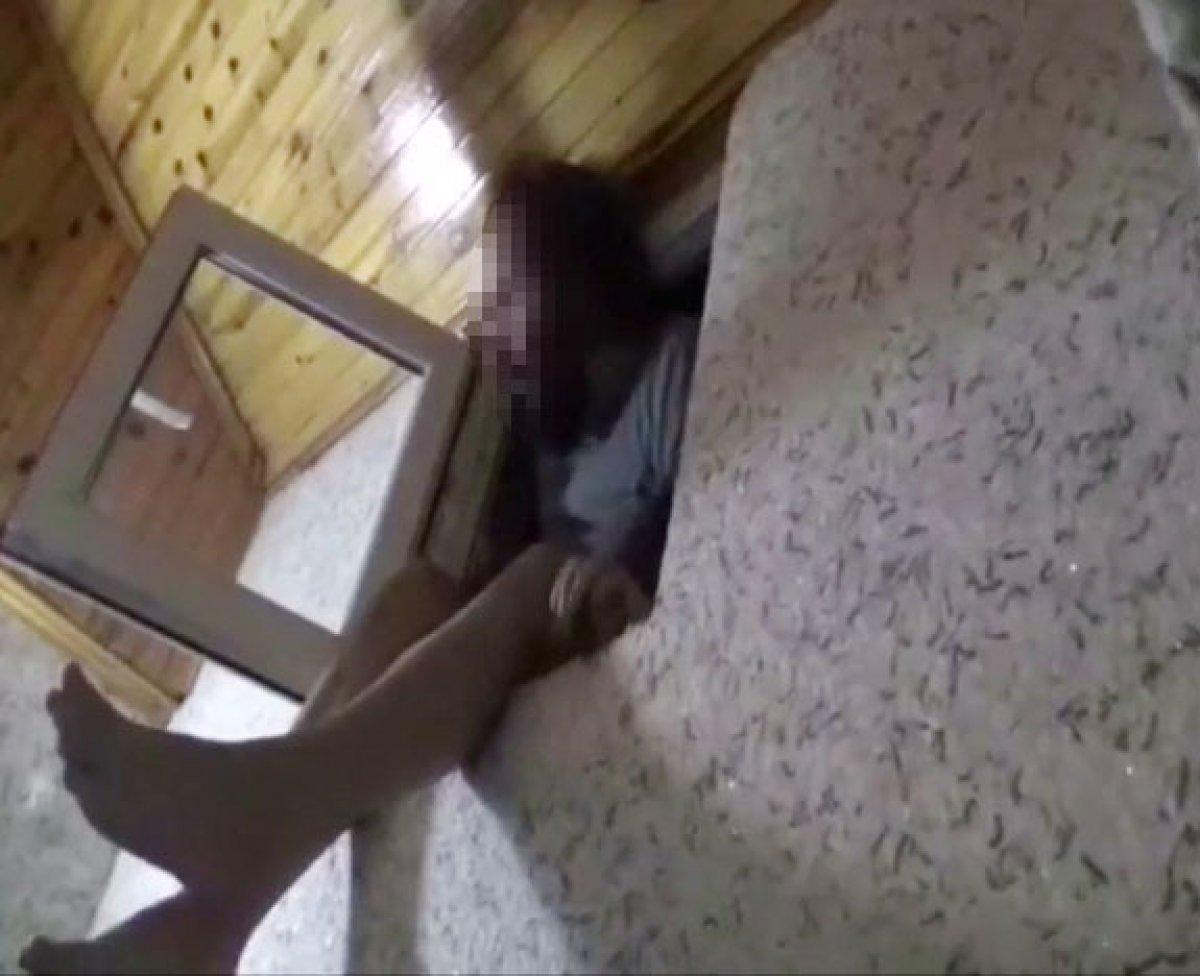 Denizli'de FETÖ şüphelileri hücre evdeki gizli bölmede yakalandı