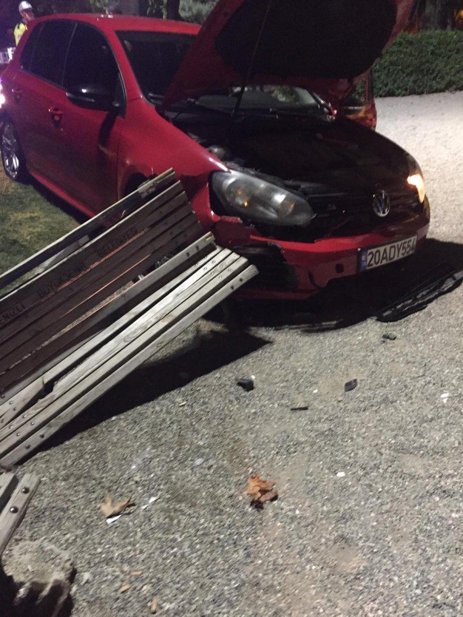 Denizli'de alkollü sürücü, çocuk parkına daldı