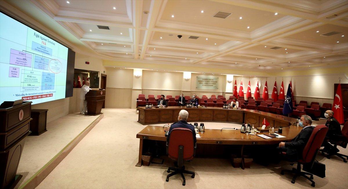 Bakan Hulusi Akar, NATO Genel Sekreteri ile görüştü