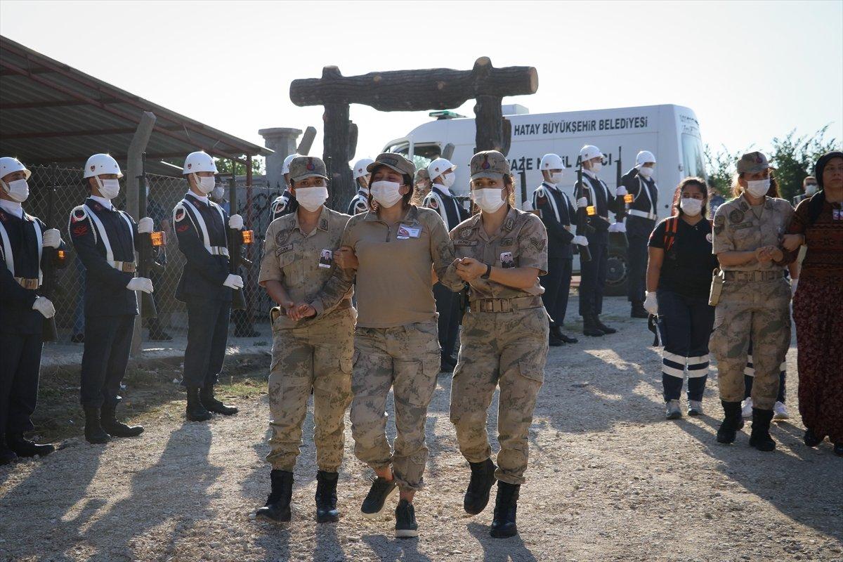 Hatay'da Şehit Jandarma Uzman Çavuş Hüseyin Yırtıcı, son yolculuğuna uğurlandı