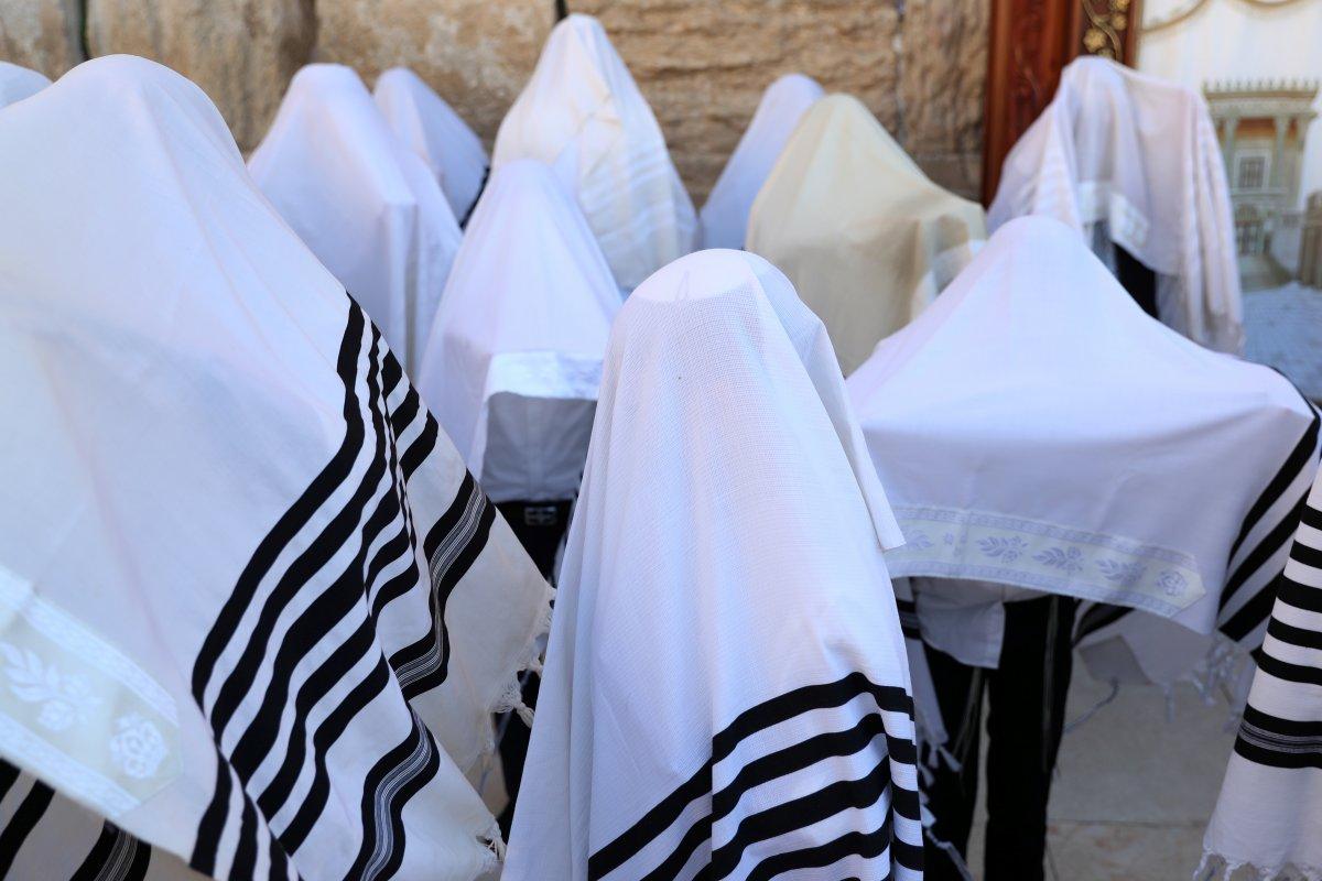 İsrail'de ikinci koronavirüs dalgasına karşı ayin yapıldı