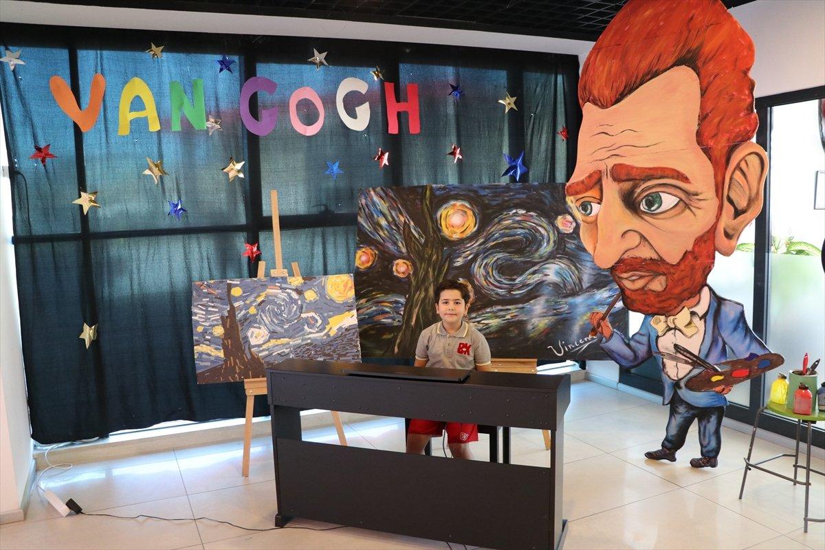 TEKNOFEST'te Cumhurbaşkanı Erdoğan'a piyano çalınca, Külliye'ye davet edildi