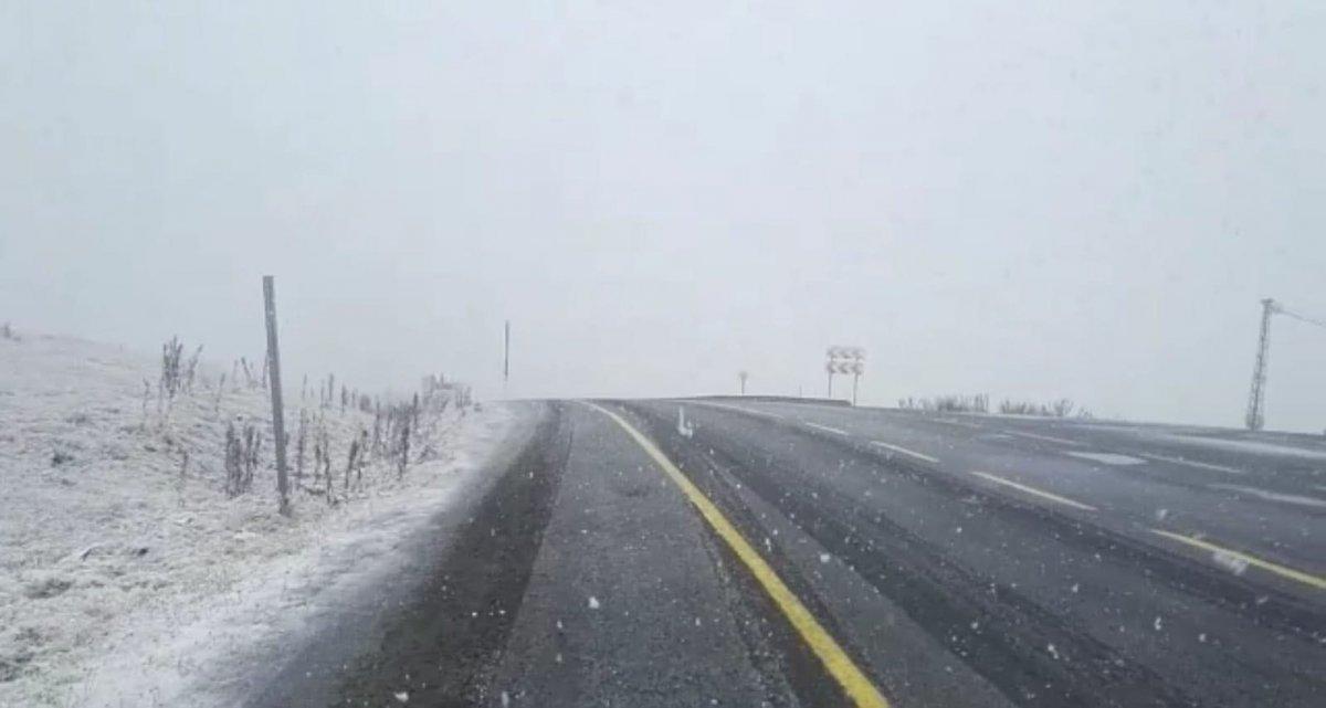 Yılın ilk karı Ardahan'ın Posof ilçesine yağdı