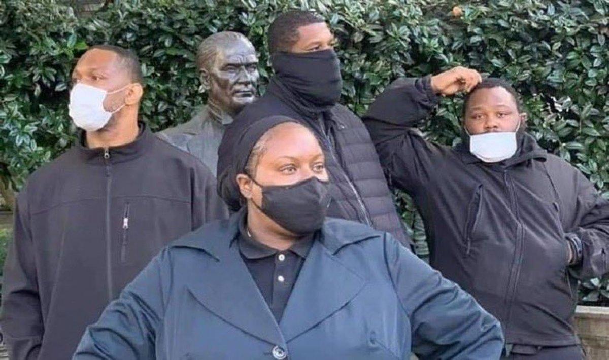 ABD'de Atatürk büstünü, Ermeni saldırılarına karşı korudular