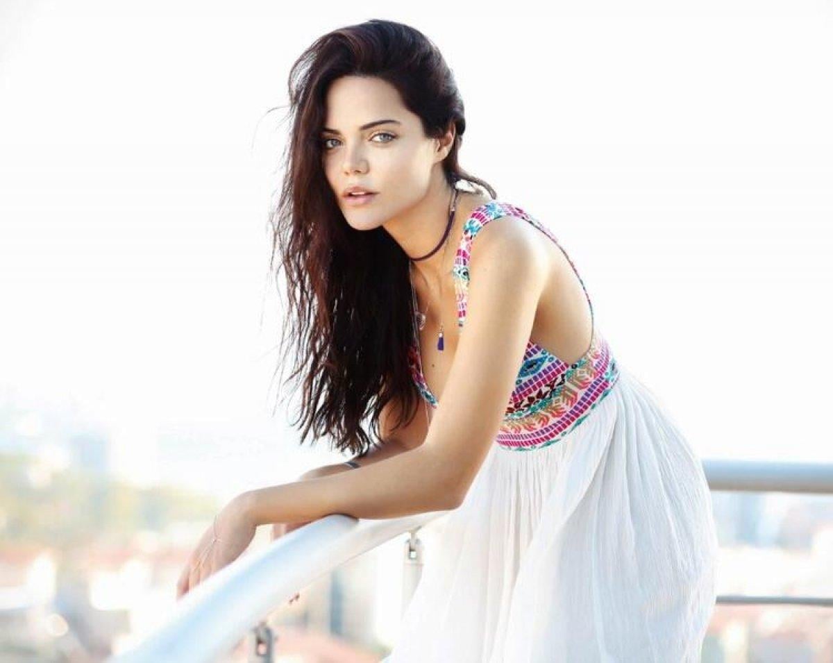 Kerem Alışık, Hilal Altınbilek için ev tuttu