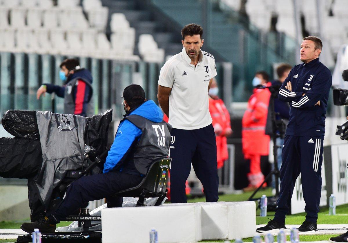 İtalya'da Juventus-Napoli maçına koronavirüs engeli