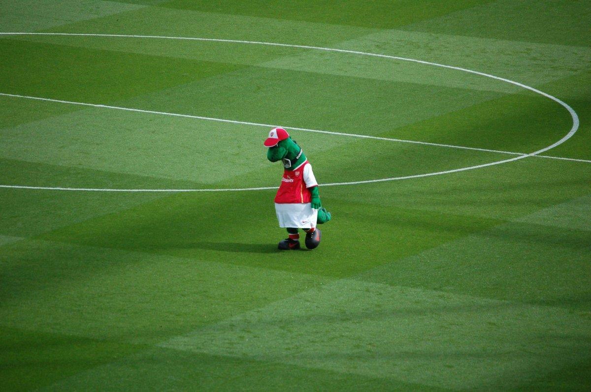 Arsenal, takım maskotu Gunnersaurus'un görevine son verdi