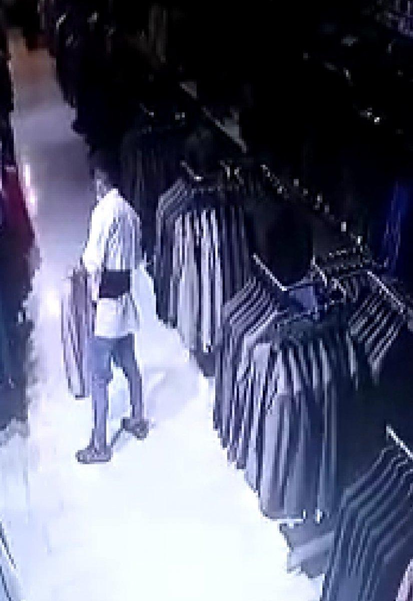 Samsun'da polis aracına otostop çeken hırsız yakalandı