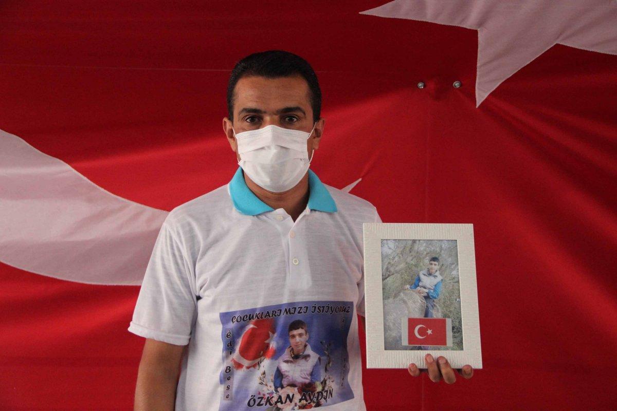 HDP önündeki ailelerin evlat nöbeti 400'üncü gününde