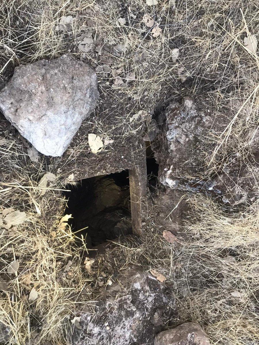 Mardin'de PKK'lı teröristlerin sığınağında patlayıcı ele geçirildi