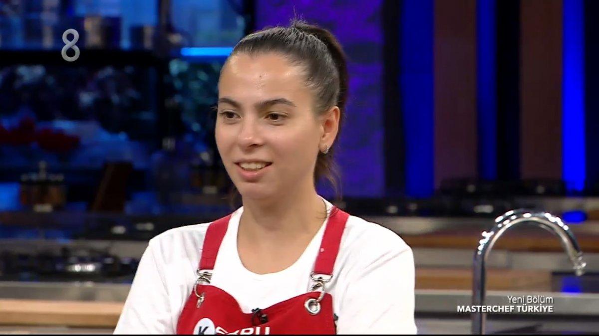 MasterChef'te Esra'nın tabağından kılçık çıktı