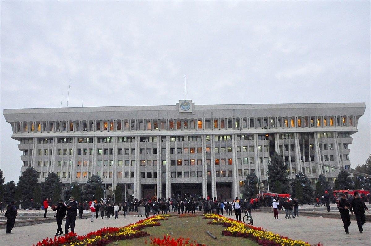 Dışişleri Bakanlığı'ndan Kırgızistan'a seyahat uyarısı