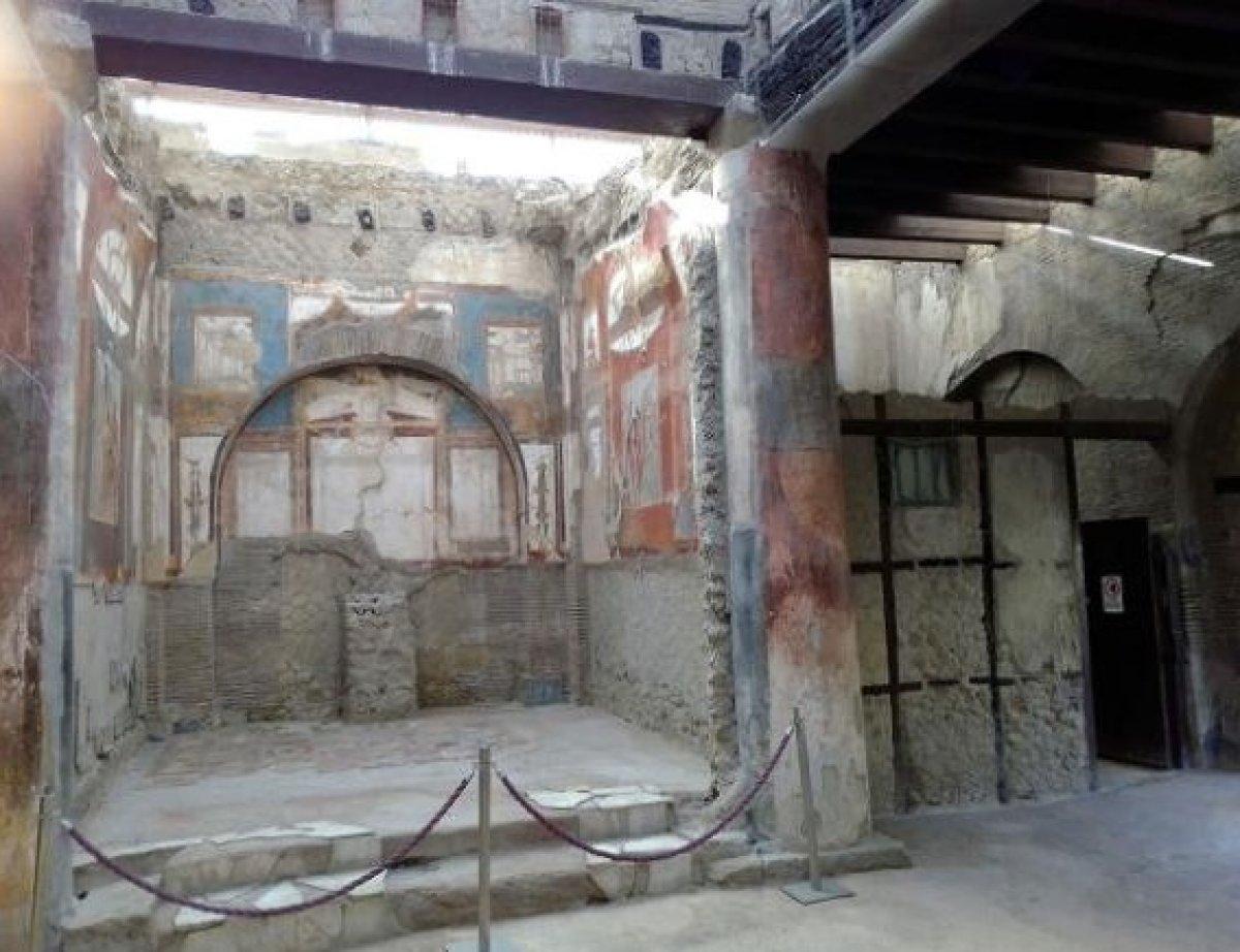 İtalya’da 2 bin yıl önceye ait kafatasından sağlam beyin hücresi keşfedildi