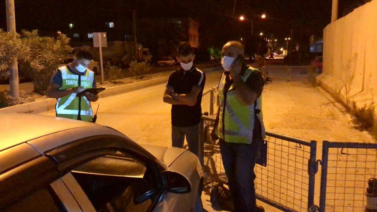 Hatay'da motosikletli çifte çarpan sürücüye ceza