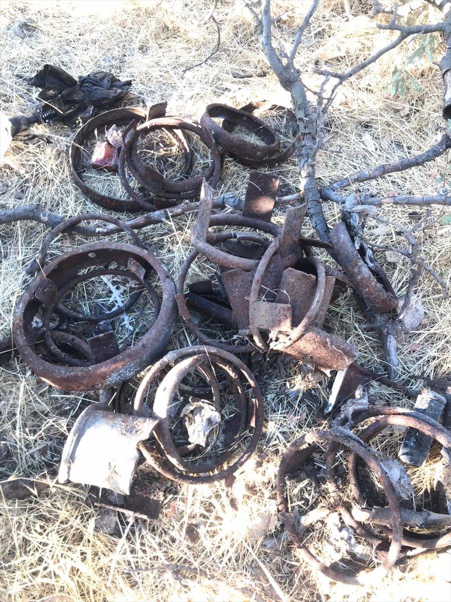 Mardin'de PKK'lı teröristlerin sığınağında patlayıcı ele geçirildi