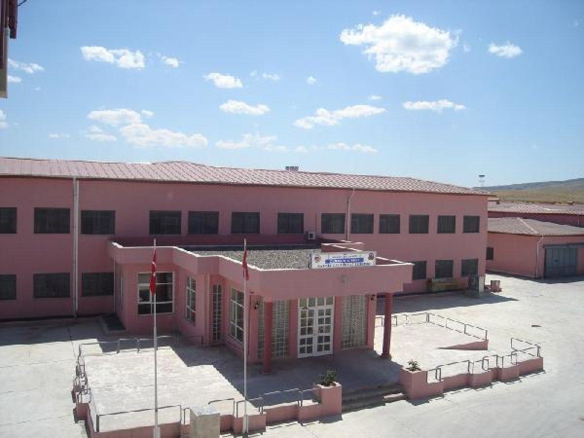 Çorum’da koğuş arkadaşını öldüren 2 sanığa müebbet