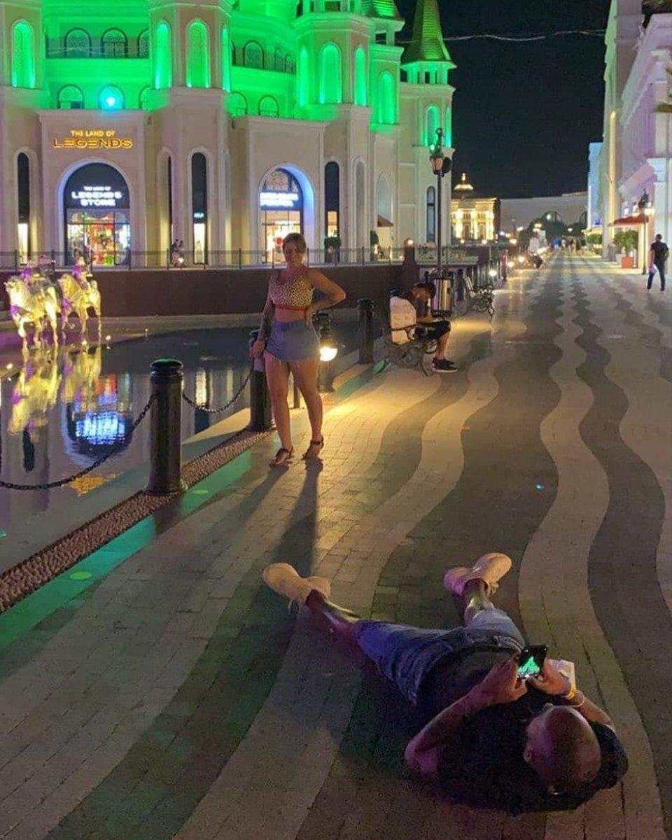 Marcao eşi Pan Teixeira'yla birlikte tatile çıktı