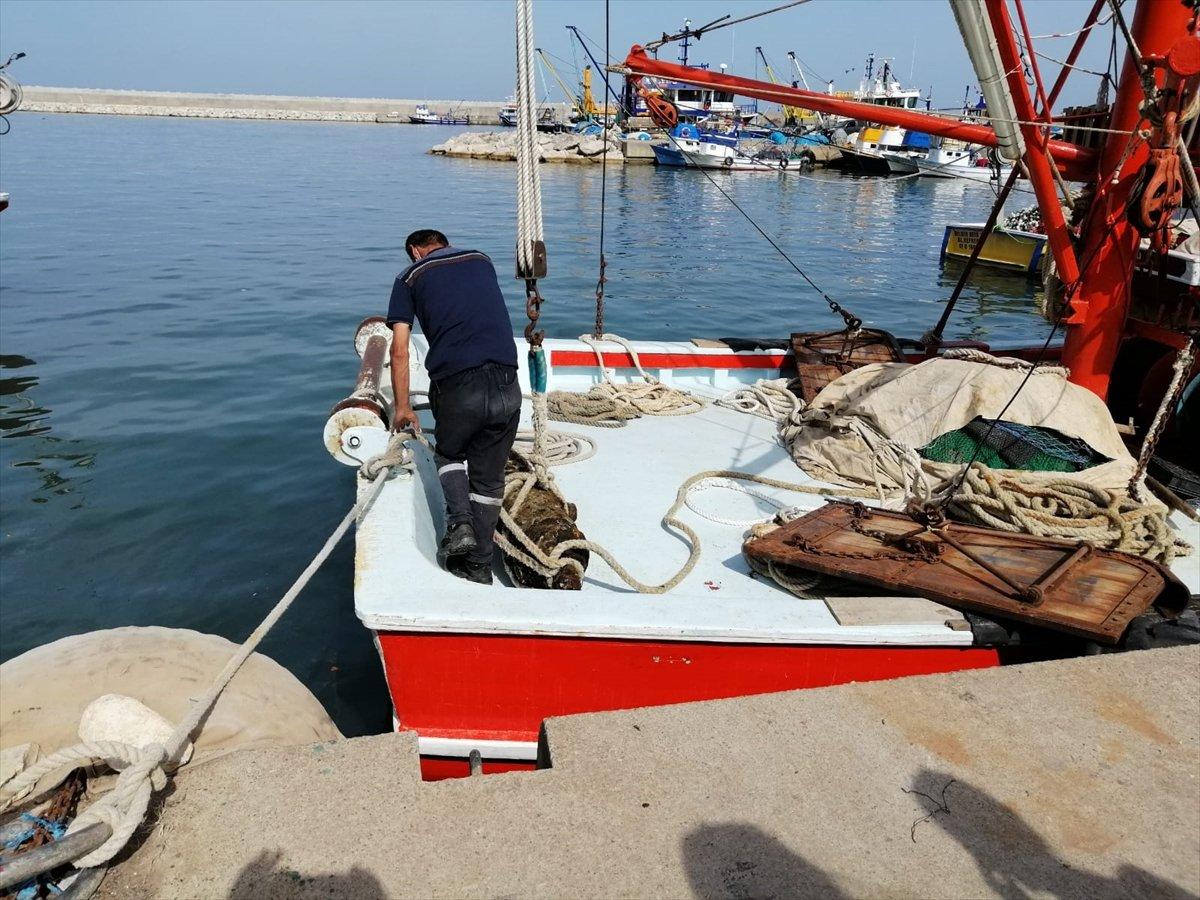 Kocaeli'de denizden tarihi top çıkarıldı