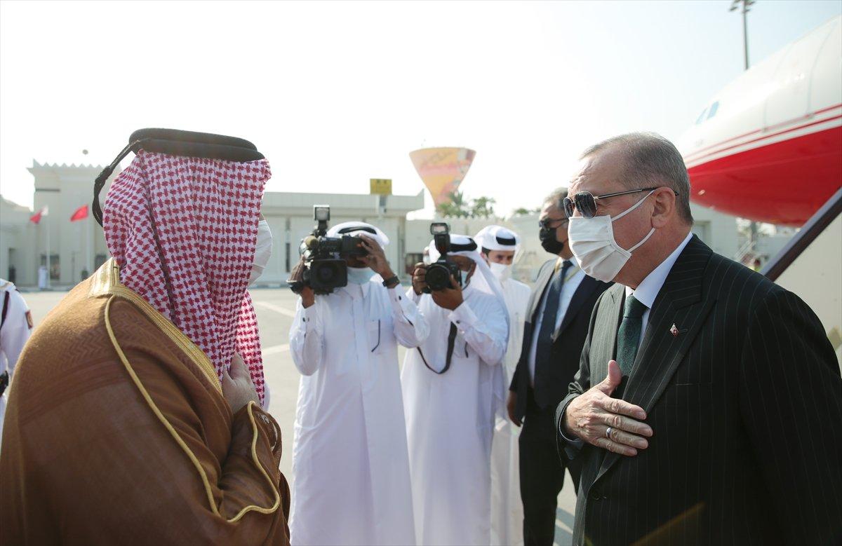 Cumhurbaşkanı Erdoğan Kuveyt ve Katar'a gitti