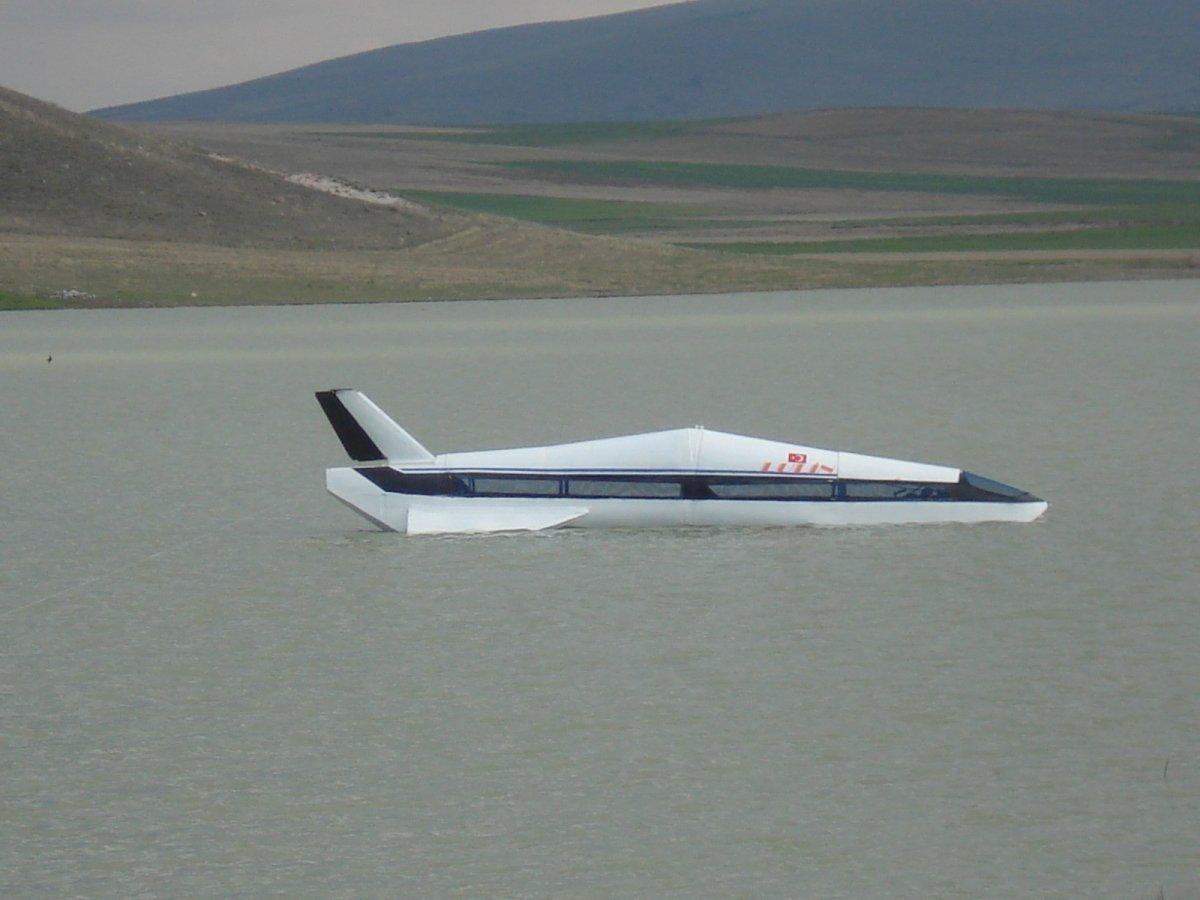 Kayseri'de suda gidebilen yüksek hızlı araç yaptı, Kanada talip oldu