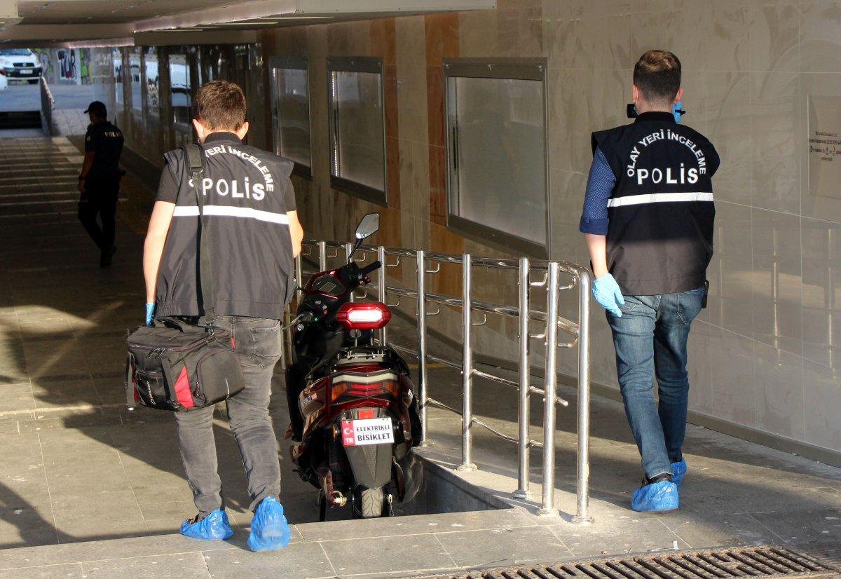 Beyoğlu’nda kalaslı saldırıya uğrayan kişi hayata tutunamadı