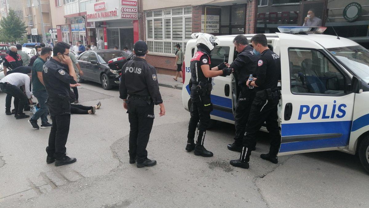 Bolu'da park kavgasında gözaltına alınmamak için direndi