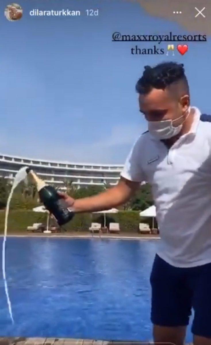 İyi Partili Lütfü Türkan'ın kızından şampanyalı paylaşım