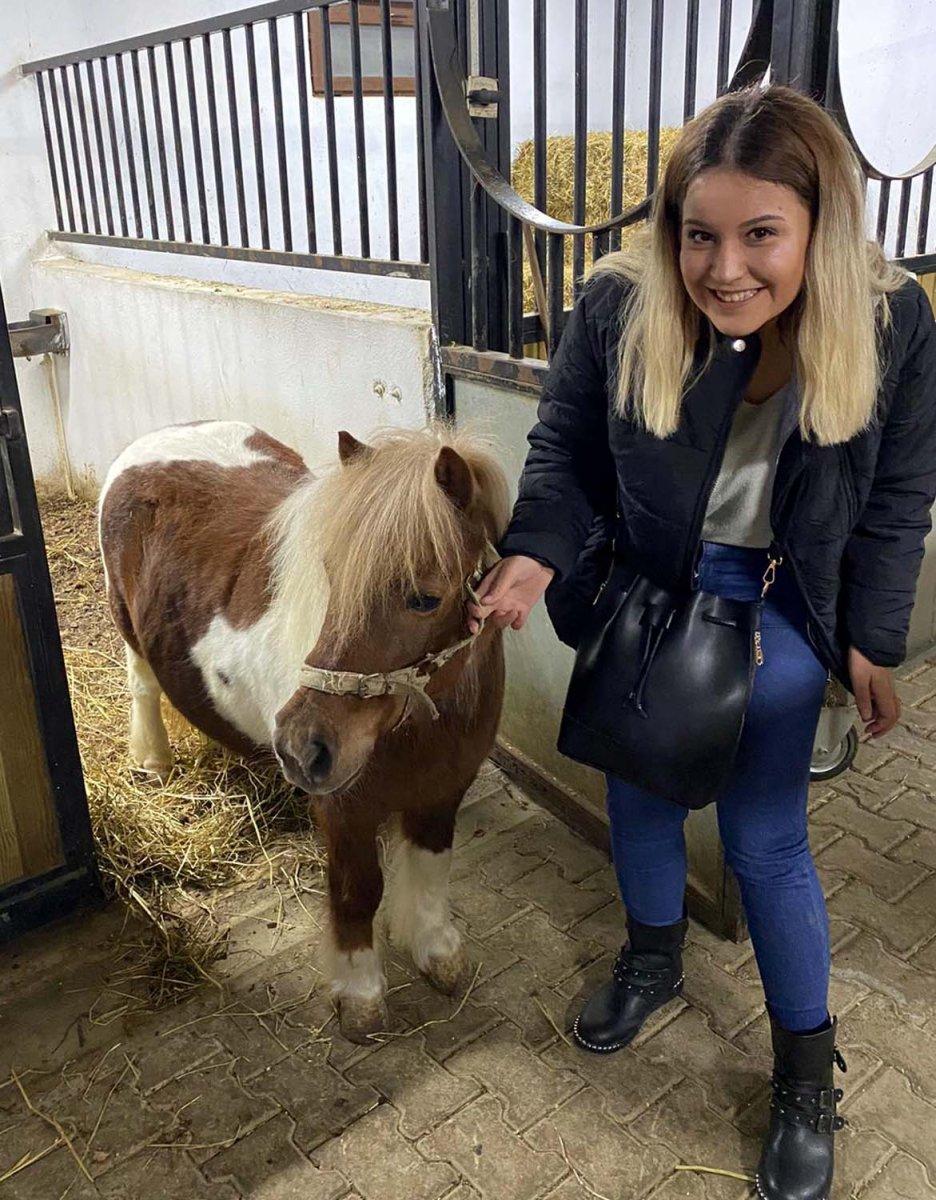Bursa'da boşanma aşamasındaki eşini takside öldürdü: Tabanca kazara ateş aldı