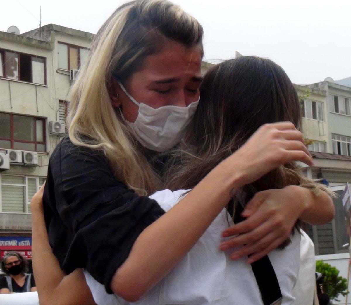 Bursa'da boşanma aşamasındaki eşini takside öldürdü: Tabanca kazara ateş aldı