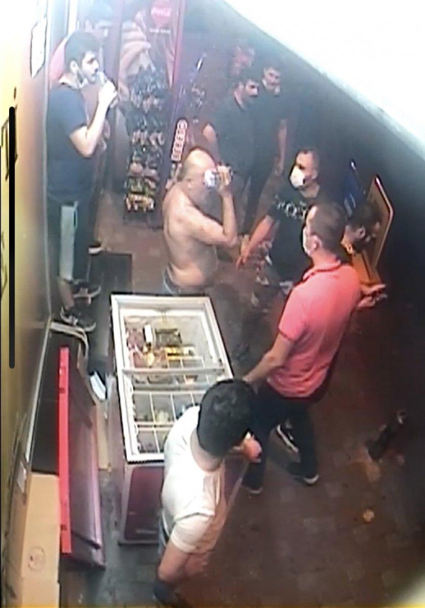 İstanbul'da meydan muharebesine dönen kavga kamerada