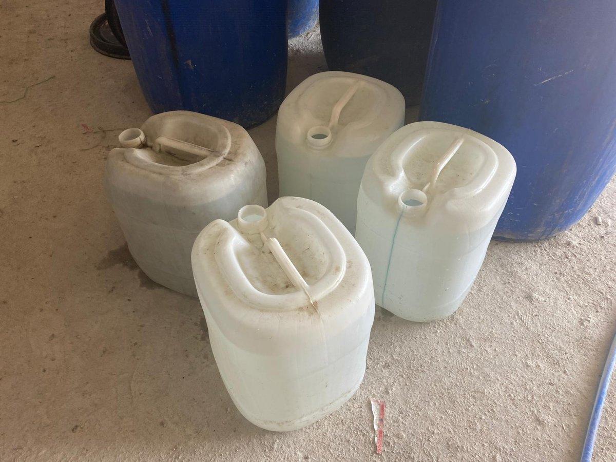 Adana'da 3 bin 220 litre sahte içki ele geçirildi