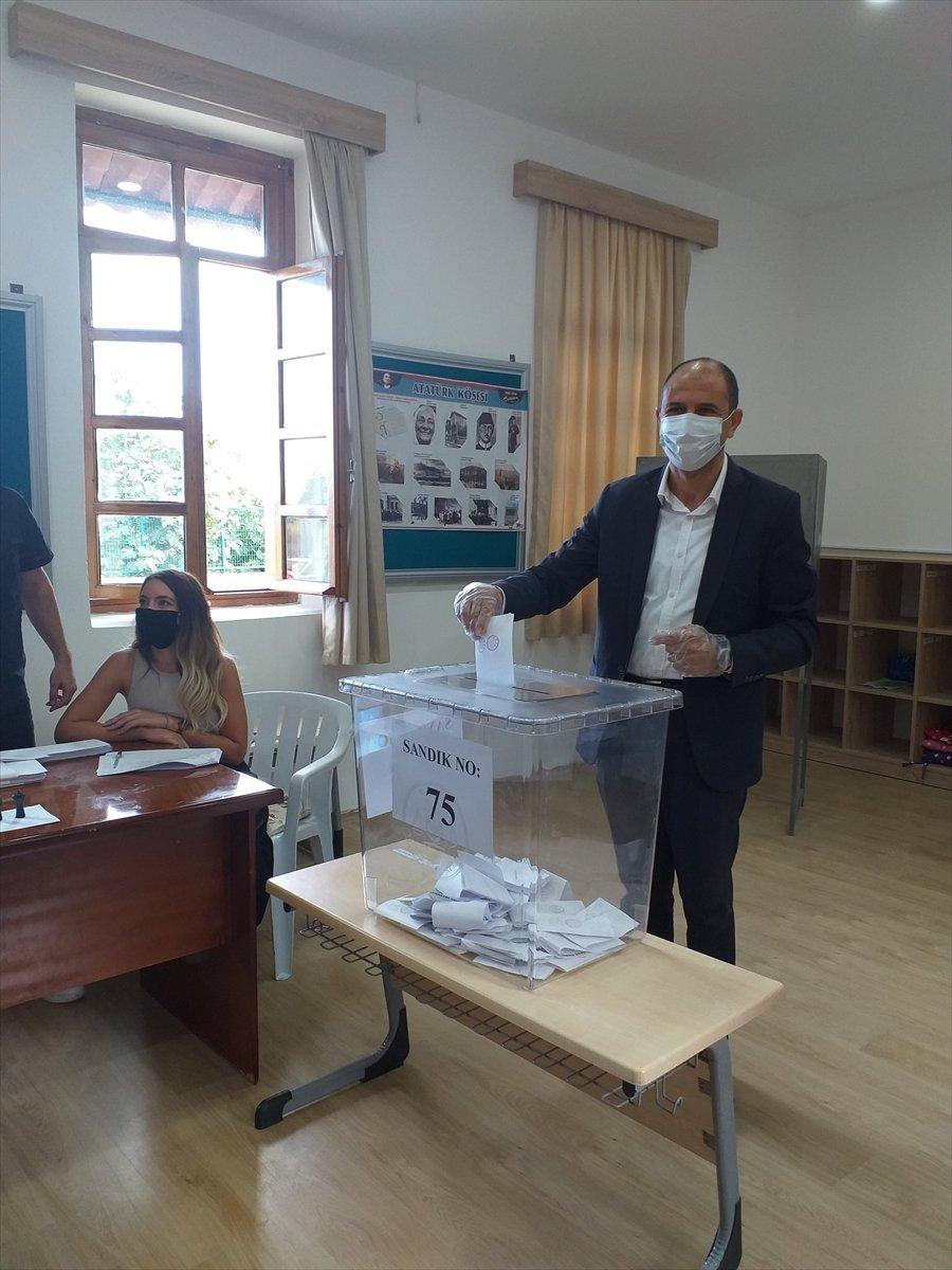 KKTC'de seçimler 2. tura kaldı