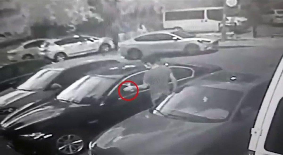 İstanbul'da lüks araçlardan direksiyon ve sunroof çalan şahıslar yakalandı