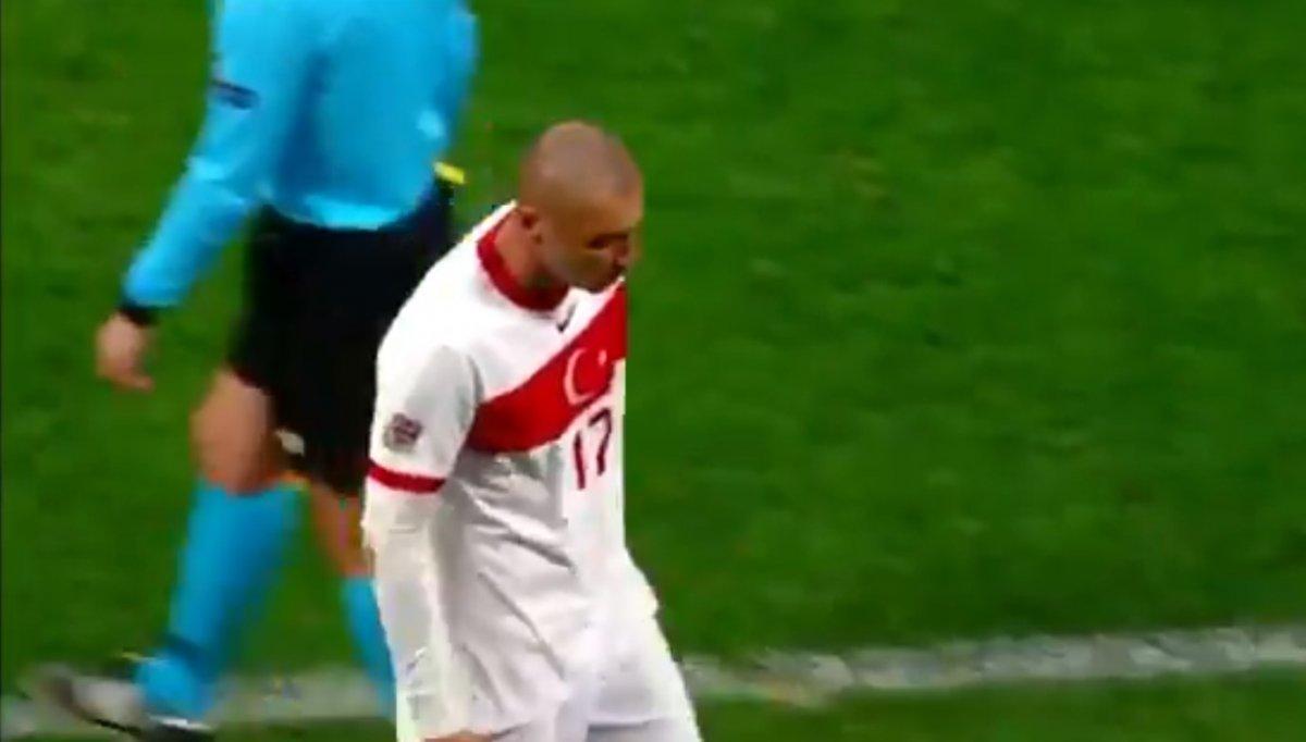 Burak Yılmaz, oyundan çıkarken sitem etti