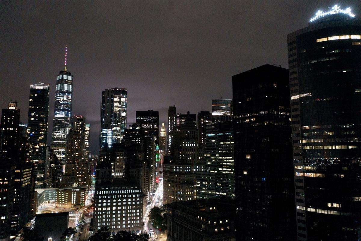 New York'un eşsiz gece manzarası havadan görüntülendi