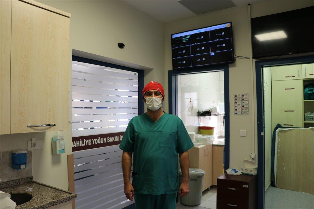 Denizli'de doktorlar, salgına karşı 'kınalı ellerle' savaşıyor